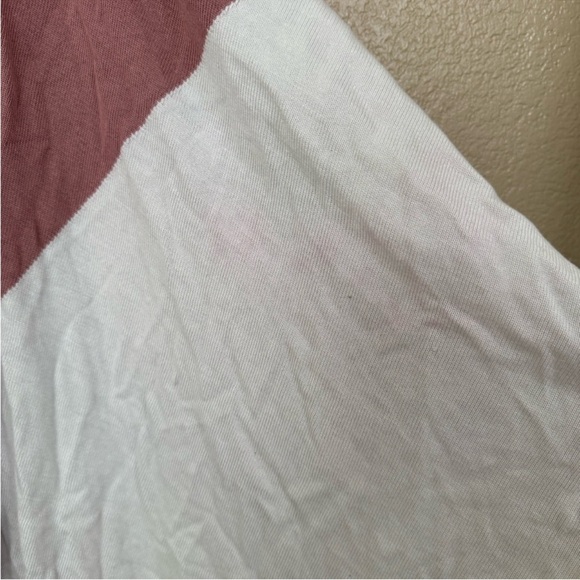 Lululemon Hatha Wrap Size OneSize 
Does have a pint stain see last picture - Picture 5 of 5